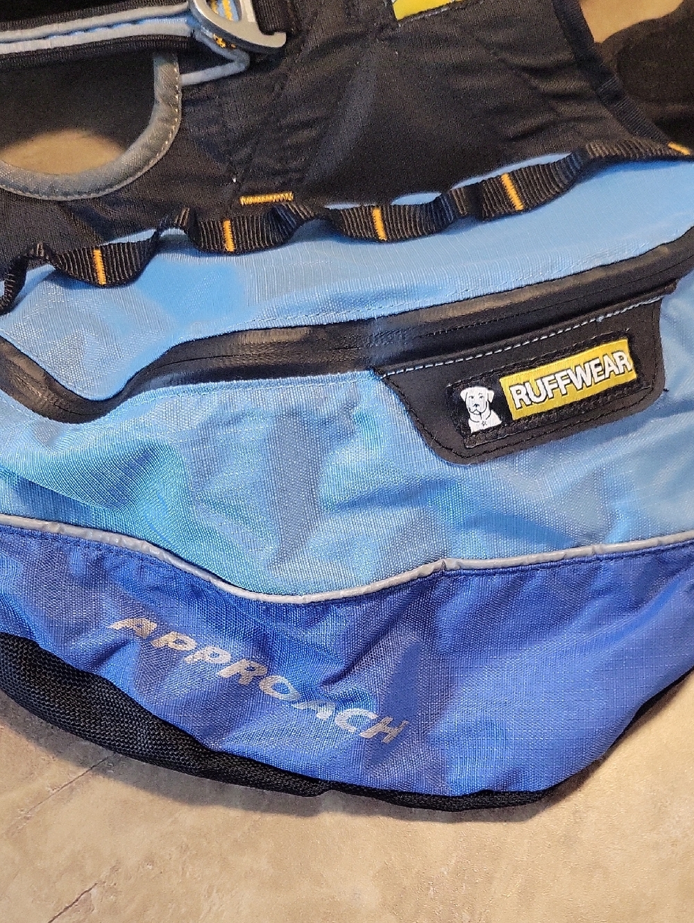 Ruffwear Approach Dog Pack - Picture 2 of 5
